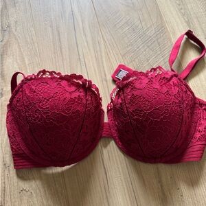 Victoria's Secret Lace Push-Up Bra in Burgundy